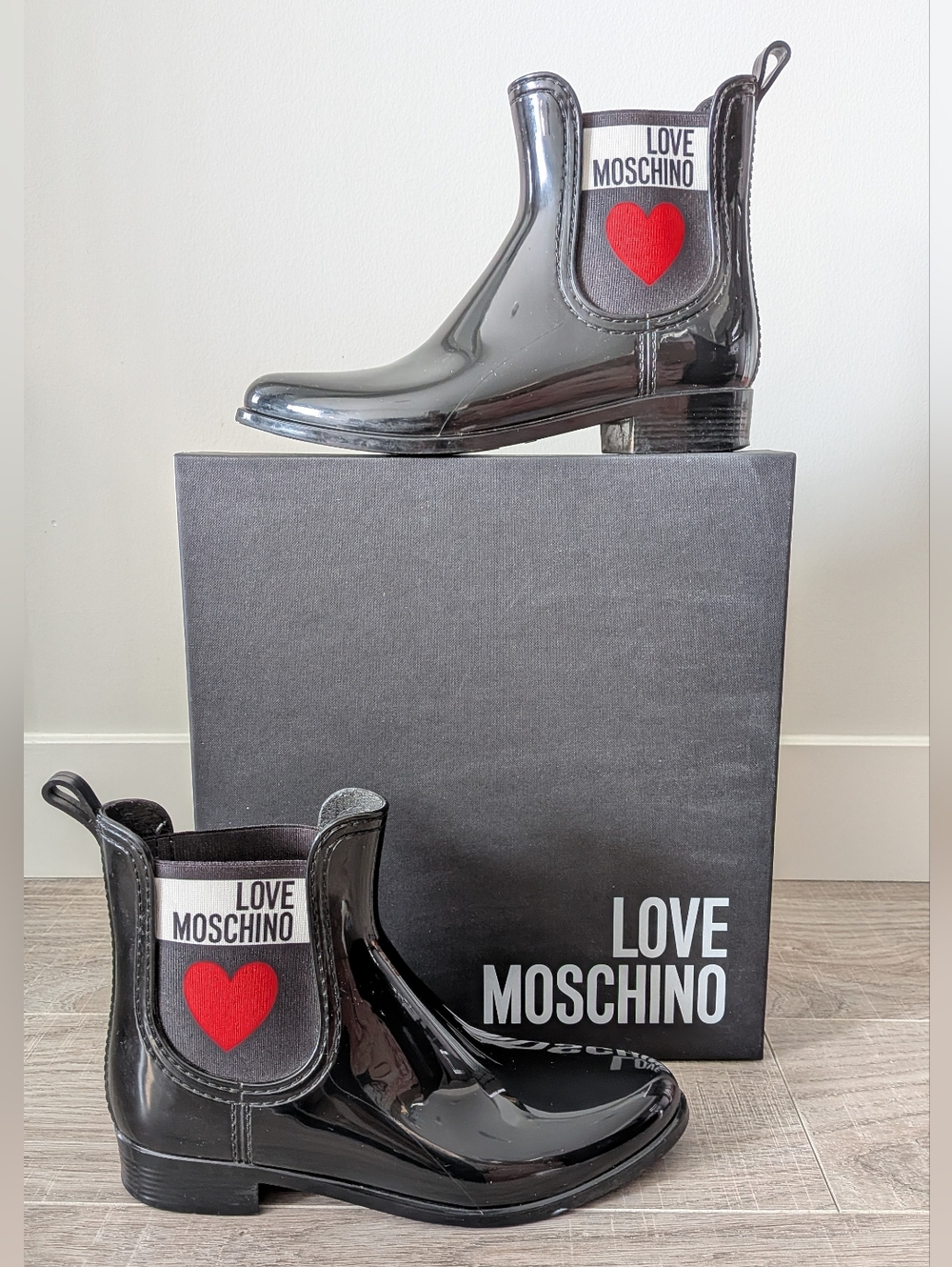 Love Moschino Black Glossy Heart Chelsea Rain Boots Size 38- Fits like US 7